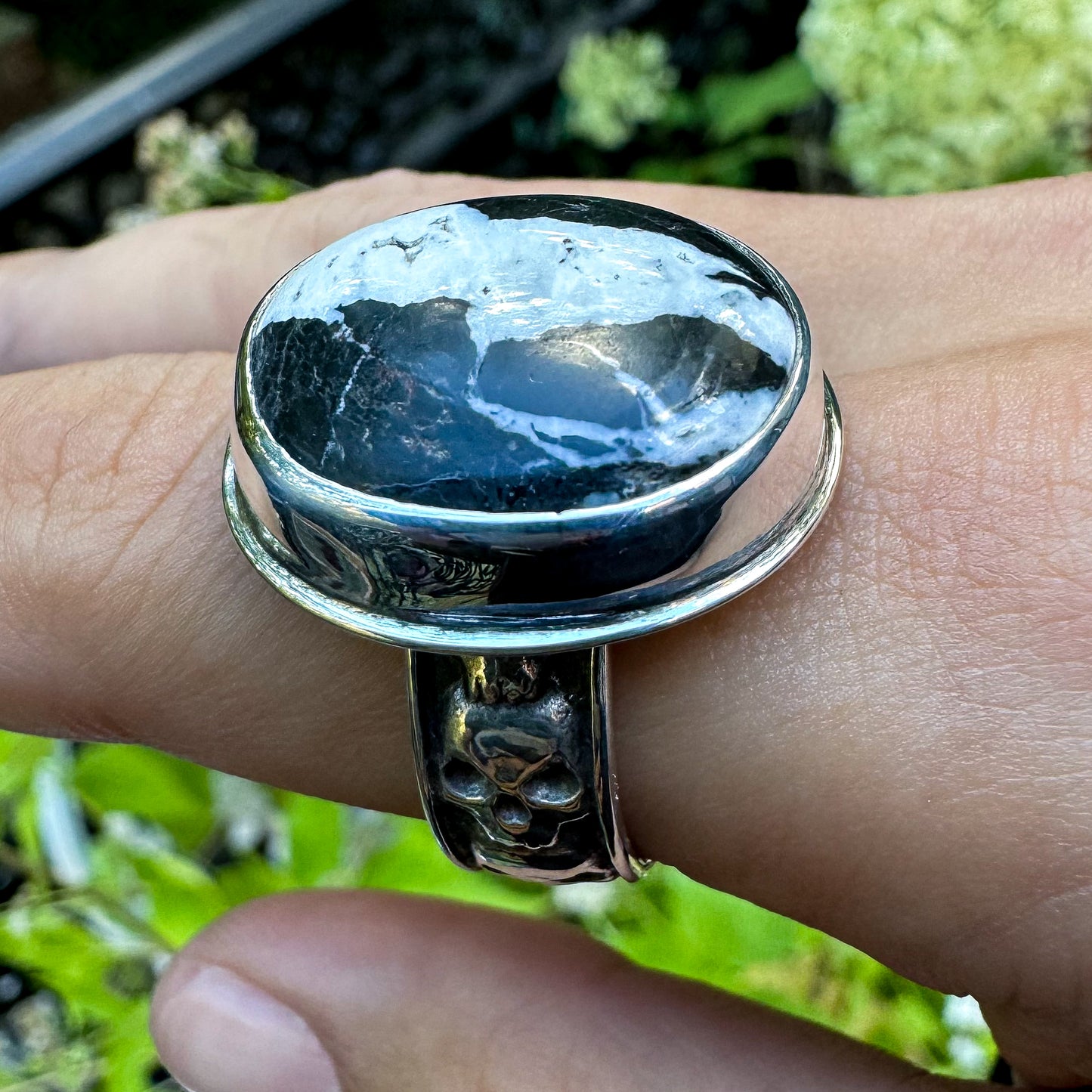 White Buffalo Skull Ring .925 (size 10.5)