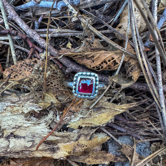 Red Garnet Ring .925 (size 10.5)