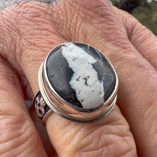 White Buffalo Skull Ring .925 (size 10.5)
