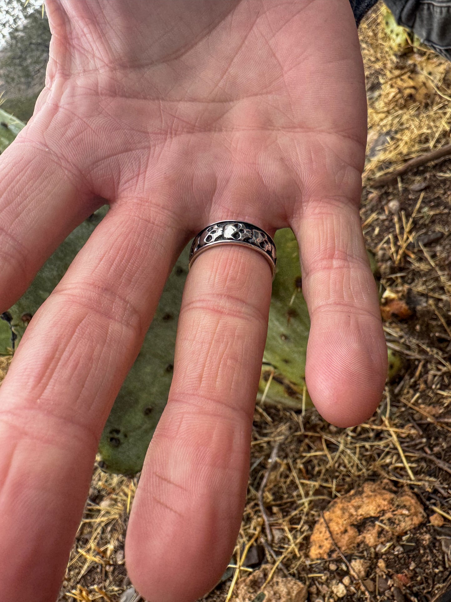 White Buffalo Skull Ring .925 (size 10.5)