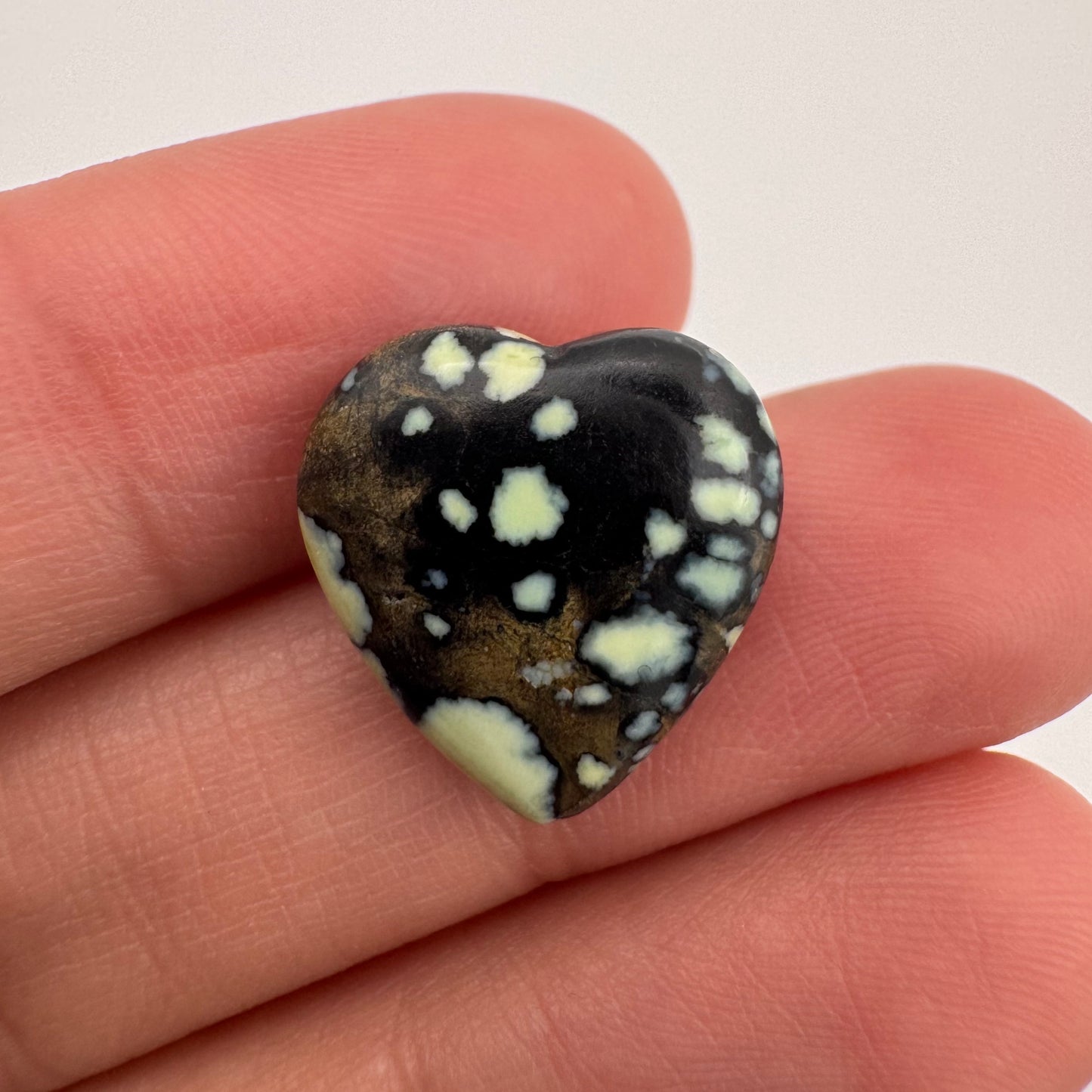 8.4 cts Desert Bloom Variscite Heart Cabochon